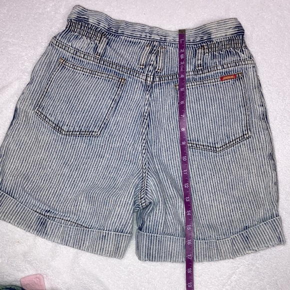 Vintage jordache acid washed distressed high waisted engineer stripe shorts 9/10 - Picture 4 of 9